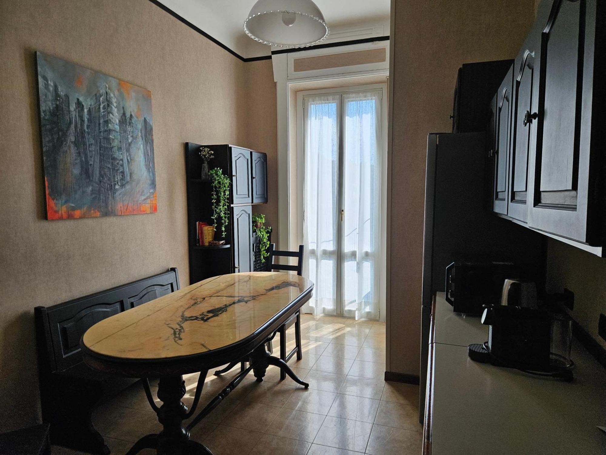 Homegallery - Elegante Appartamento Milanese Milão Exterior foto